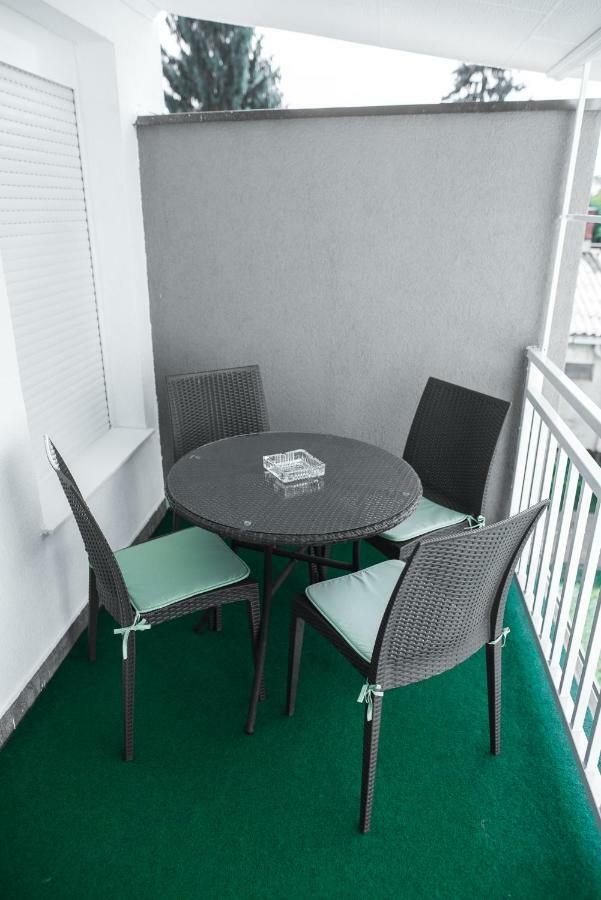 Apartman "Joka" Джяково Екстер'єр фото