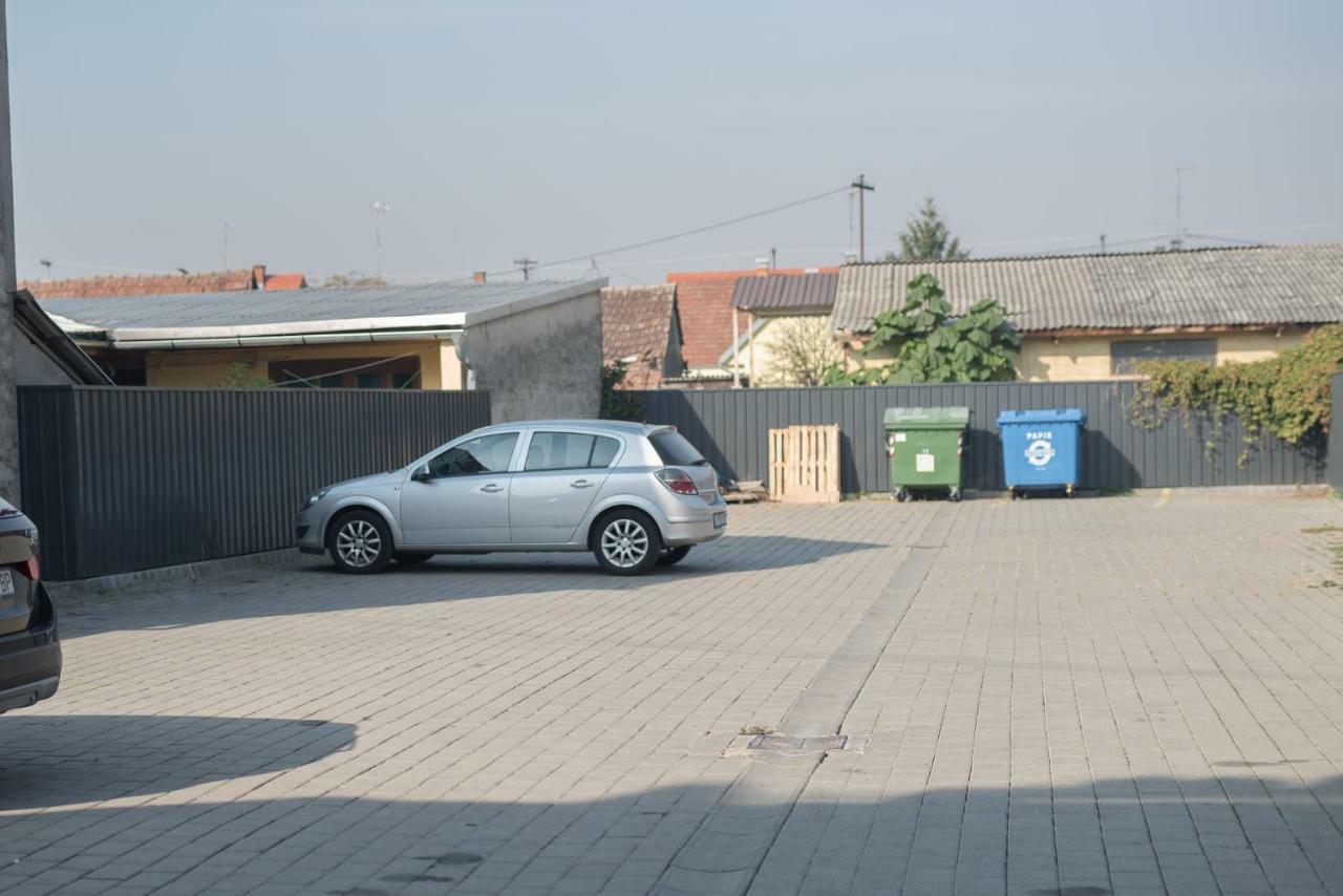 Apartman "Joka" Джяково Екстер'єр фото