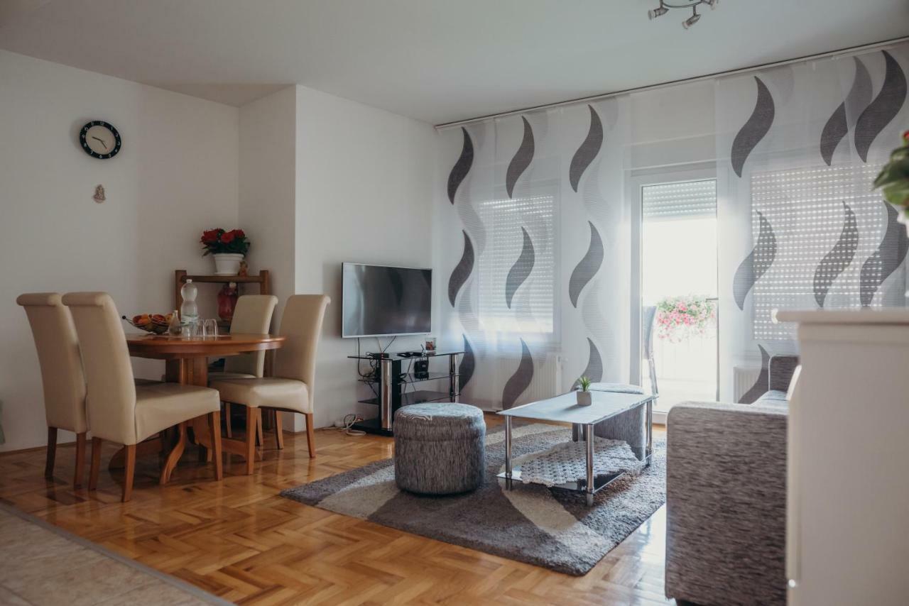 Apartman "Joka" Джяково Екстер'єр фото