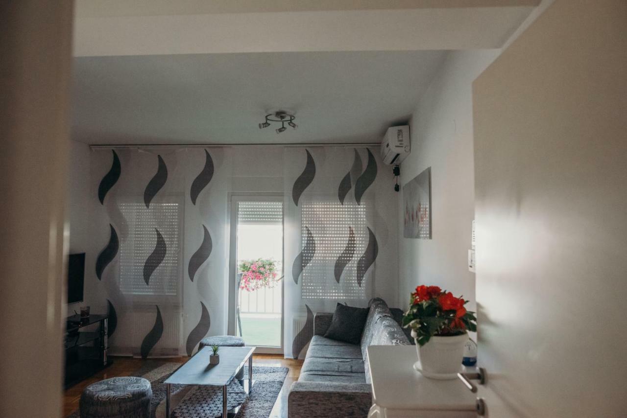 Apartman "Joka" Джяково Екстер'єр фото